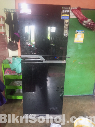 Walton freeze 348 litter glas door inverter technology